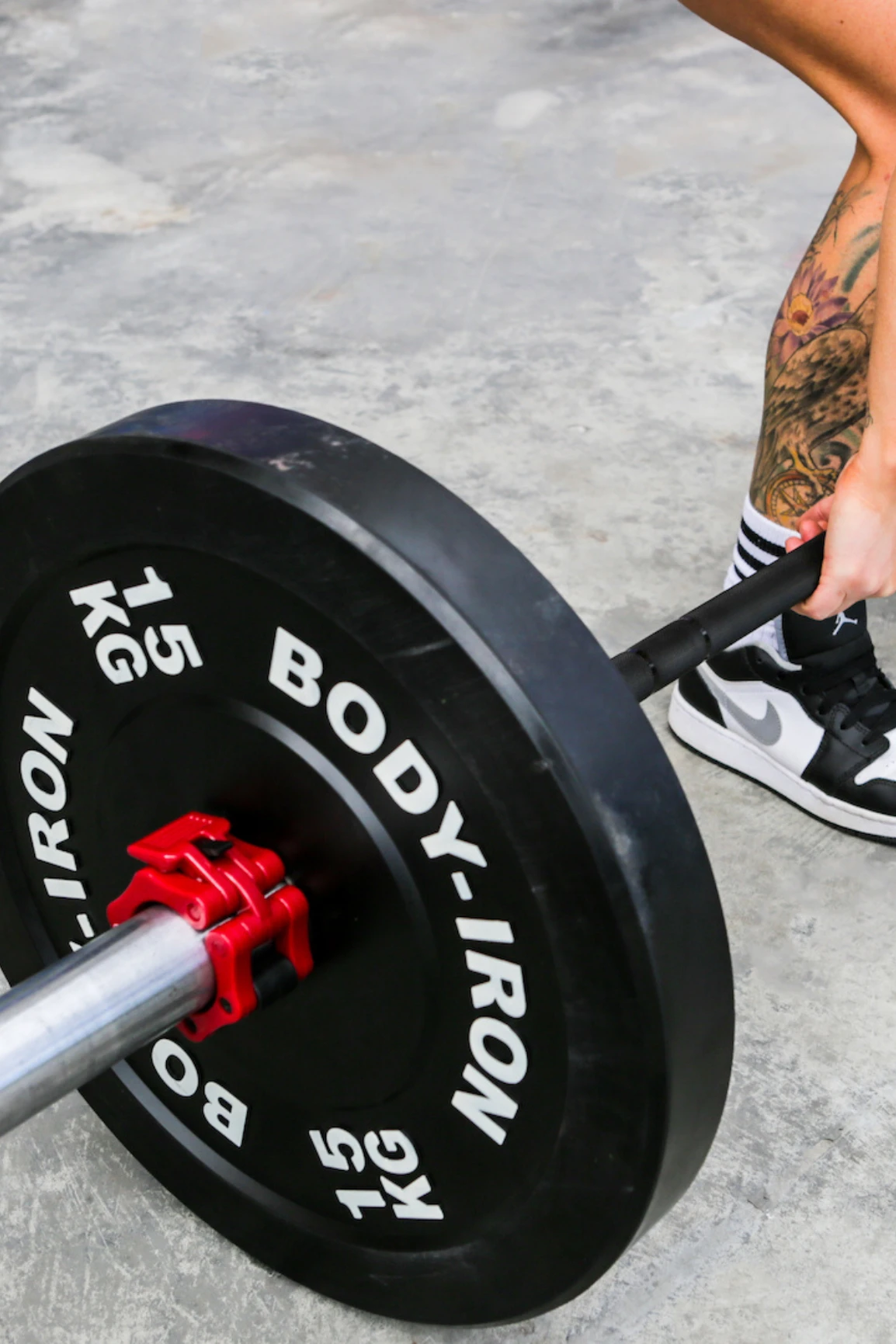 Body Iron Olympic Barbell Snap Locks (Red) 6 Body Iron Olympic Barbell Snap Locks (Red) - Image 4