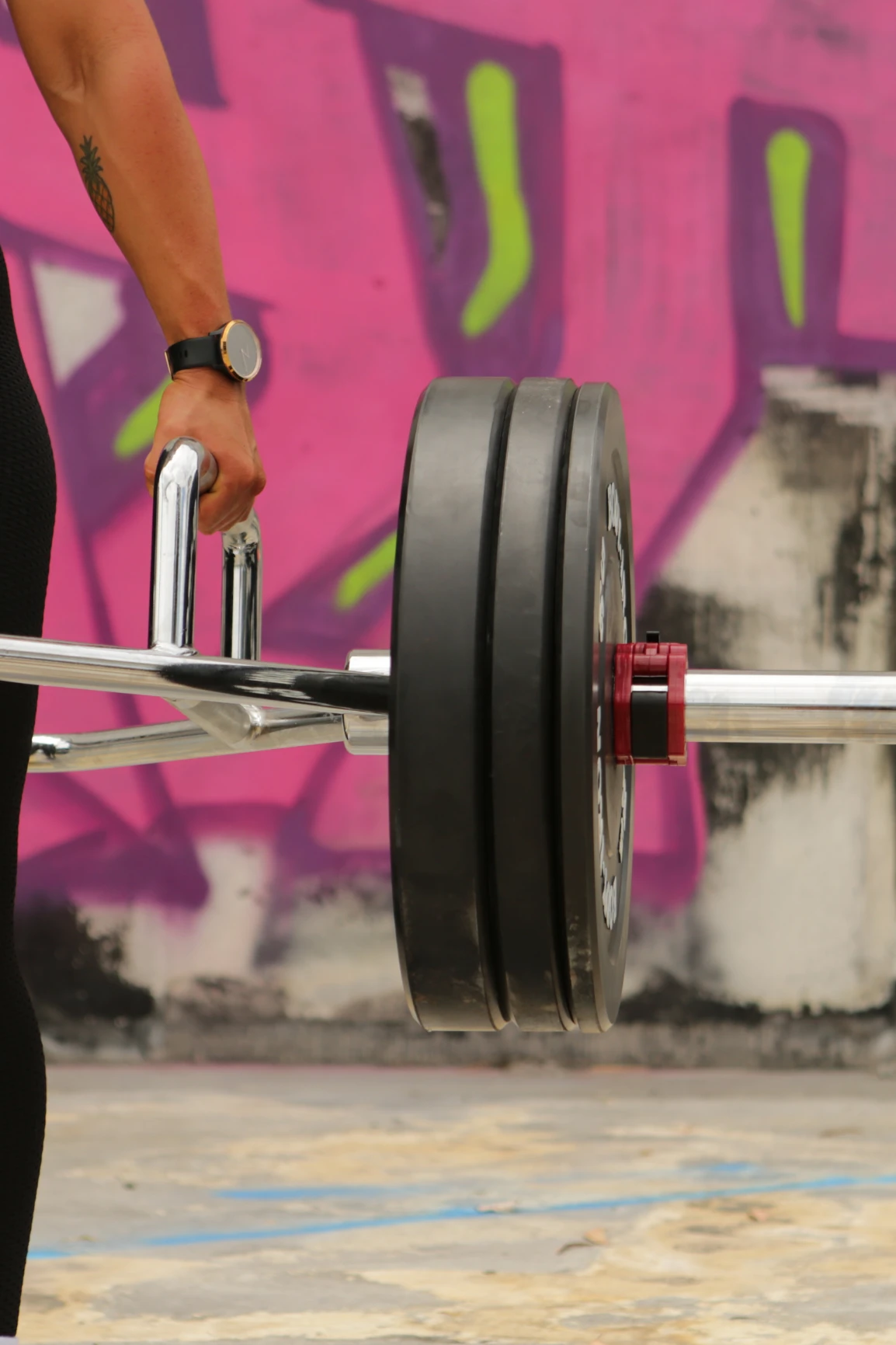 Body Iron Olympic Barbell Snap Locks (Red) 8 Body Iron Olympic Barbell Snap Locks (Red) - Image 6